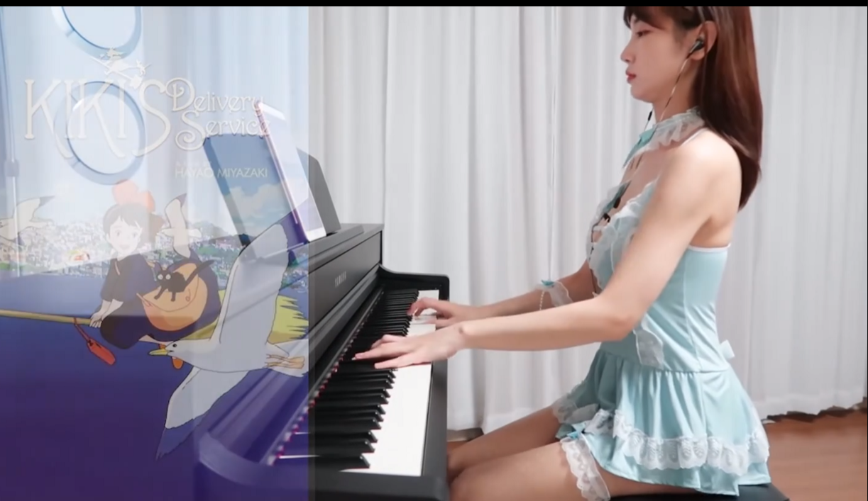 性感美女老师钢琴情趣装弹钢琴合集