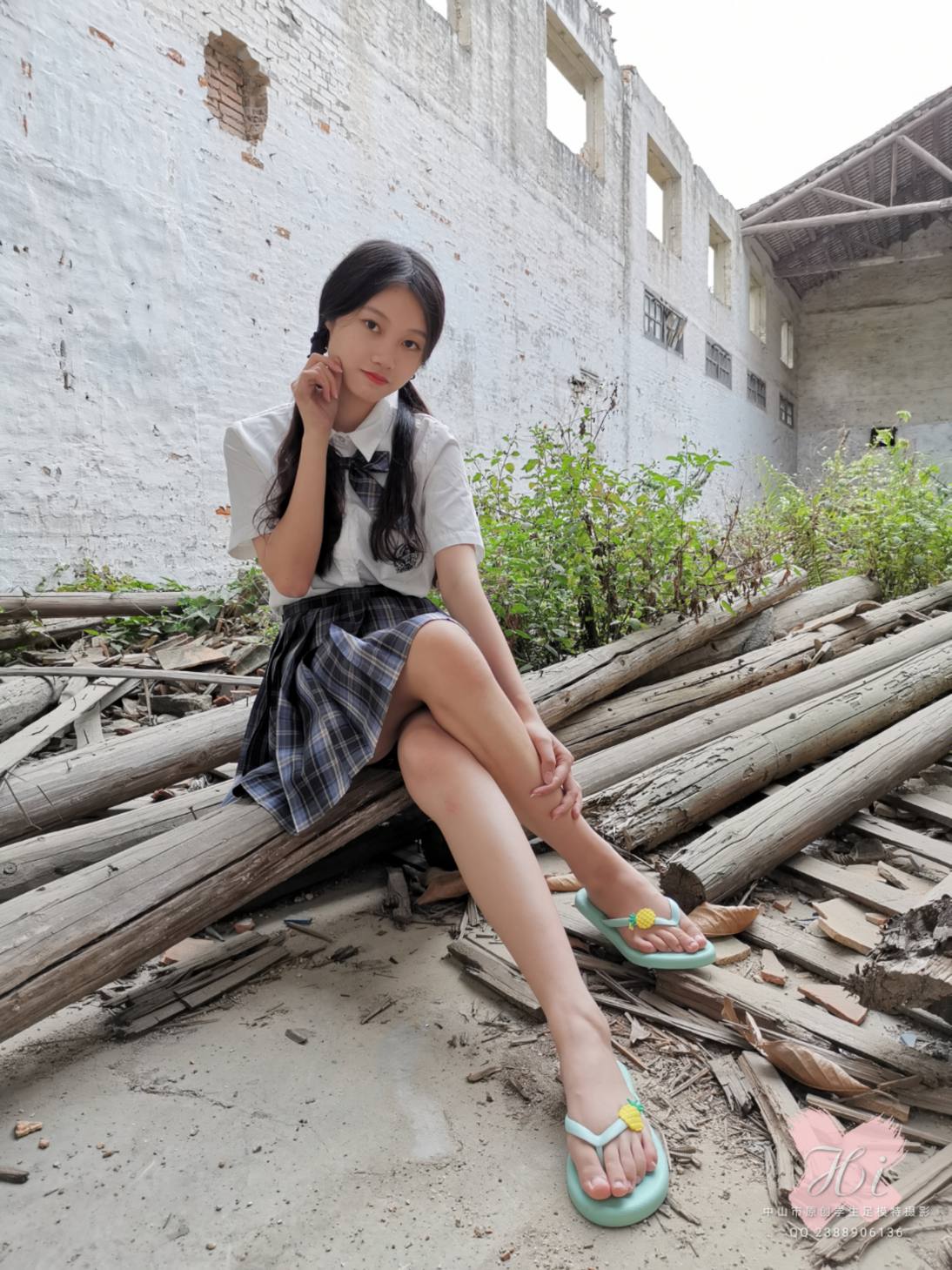 可爱的百褶裙双马尾女孩167P图片资源 可爱的百褶裙双马尾女孩167P图片资源