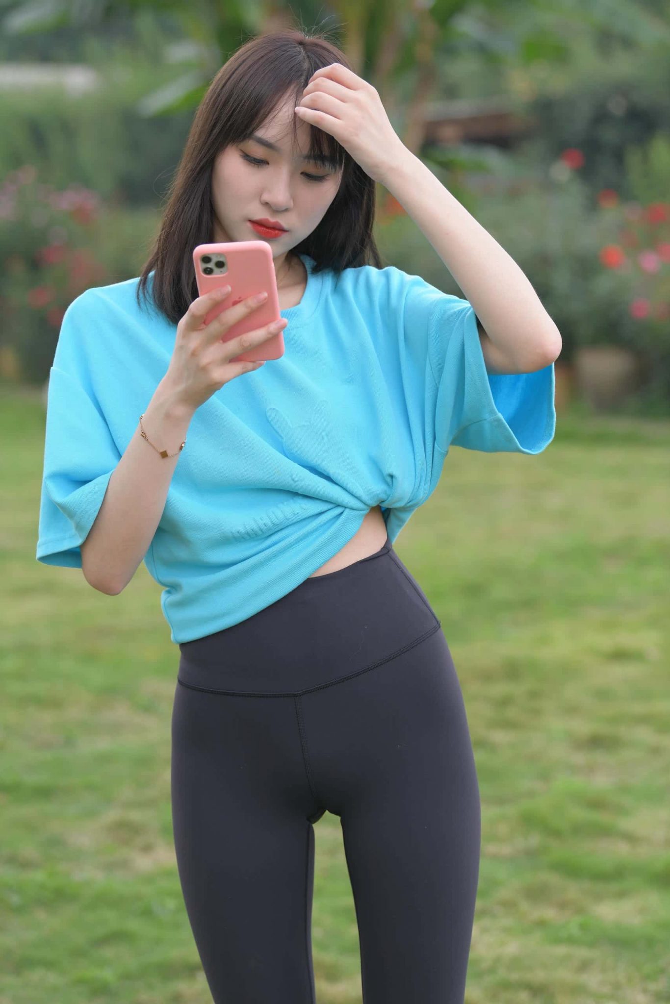 蓝色蔷薇写真图片1